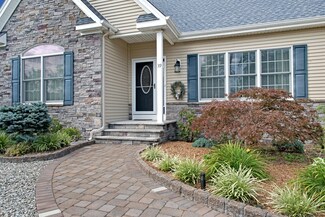 39 E Longport Ave, Ocean Gate, NJ 08740