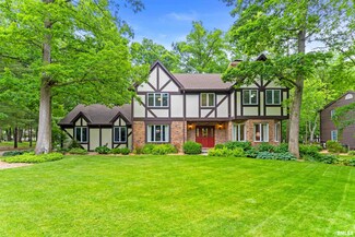 12300 N Woodridge Ct, Dunlap, IL 61525