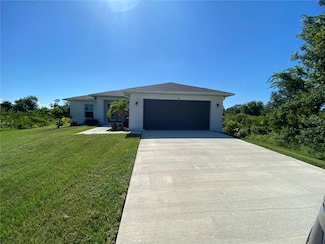 126 Smallwood Rd, Rotonda West, FL 33947