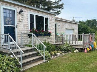 391 Waterman Beach Rd, South Thomaston, ME 04858