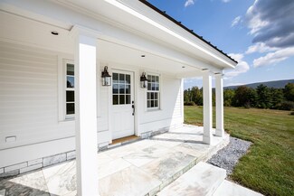 1424 West Rd, Manchester Center, VT 05255