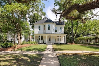 1662 Government St, Mobile, AL 36604