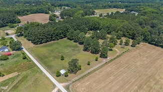 91 Amelia Ln, Holly Springs, NC 27540