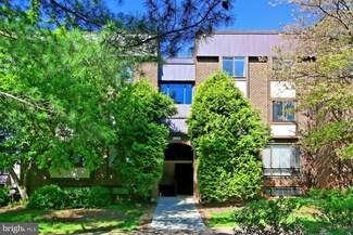 126 Roberts Ln Unit 400, Alexandria, VA 22314