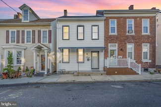 132 S 3rd St, Lebanon, PA 17042