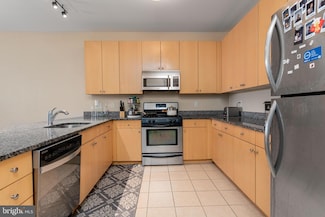 3201 Saint Paul St Unit 422, Baltimore, MD 21218