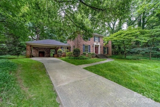 5815 Rebel Dr, Charlotte, NC 28210