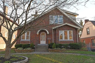 1625 Robinson Cir, Cincinnati, OH 45223