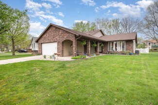 1046 Crabtree Ln, Chesterton, IN 46304
