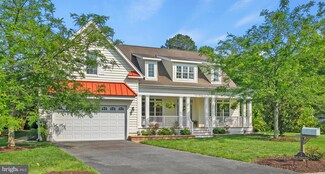 1 Lake Village Cir, Ocean View, DE 19970