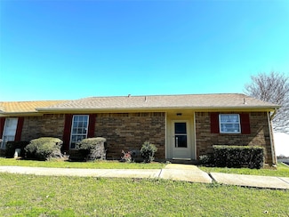 1 E Mountain Ln Unit 33, Grand Prairie, TX 75052