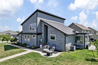 16708 Boston Pkwy, Clive, IA 50325
