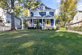 143 S Gore Ave, Saint Louis, MO 63119
