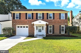 9207 Hunting Pines Place, Fairfax, VA 22032