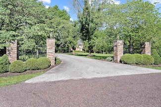 1101 S Cedar Grove Blvd, Columbia, MO 65201