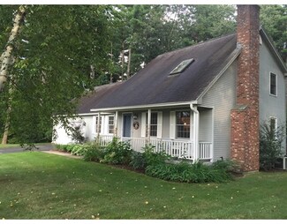 7 Nicole Cir, Southampton, MA 01073