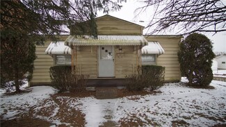 960 Burtner Rd, Natrona Heights, PA 15065