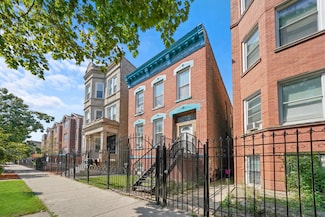 1454 N Campbell Ave, Chicago, IL 60622
