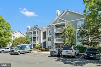 1716 Lake Shore Crest Dr Unit 16, Reston, VA 20190