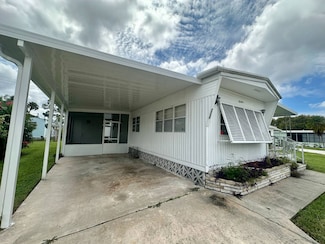 209 3rd St W, Nokomis, FL 34275