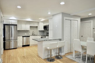 185 Linwood Ave Unit 4, Melrose, MA 02176