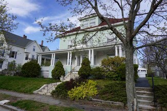 285 Walnut St, Manchester, NH 03104
