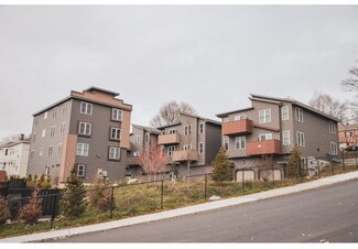 54 Richards St, Worcester, MA 01603