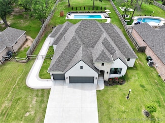 2889 Forest View Dr, Claremore, OK 74017