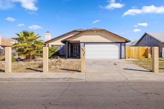 4813 E Avenue r4, Palmdale, CA 93552