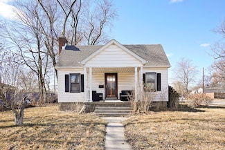 244 N Dwiggins St, Griffith, IN 46319