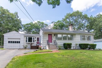 140 Rice Ave, Rockland, MA 02370