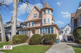 771 E 18 St, Brooklyn, NY 11230