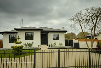 6561 SW 18th St, Miami, FL 33155