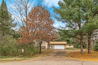 2950 Benrud Ln, Eau Claire, WI 54701