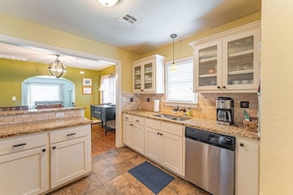 2353 NW 17th St, Oklahoma City, OK 73107