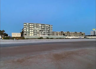 800 N Atlantic Ave Unit 420, Daytona Beach, FL 32118