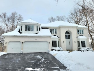 1123 Thackery Ln, Naperville, IL 60564