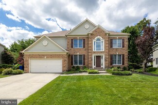 18 Manor House Dr, Cherry Hill, NJ 08003