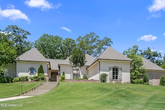 144 Cherry Laurel Ln, Ridgeland, MS 39157