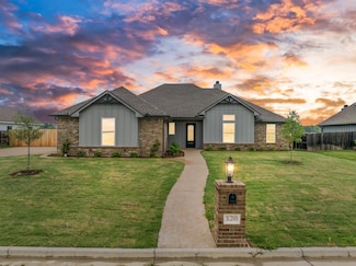 120 Water View Ln, Waco, TX 76704