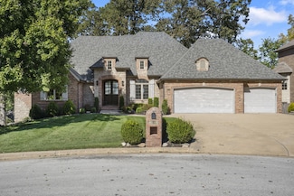 4119 E Gastonbury St, Springfield, MO 65809