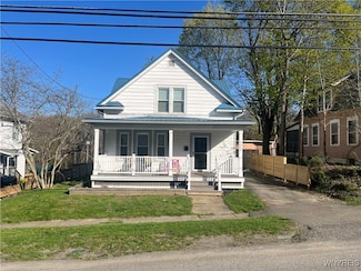 122 Main St, Silver Creek, NY 14136