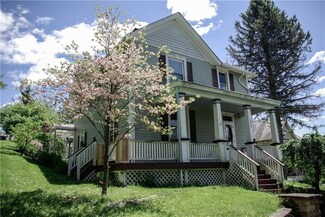 222 Franklin St, Evans City, PA 16033