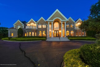 6 Parkwood Ln, Colts Neck, NJ 07722