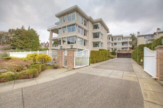 6424 Lk Wash Blvd NE Unit 34, Kirkland, WA 98033