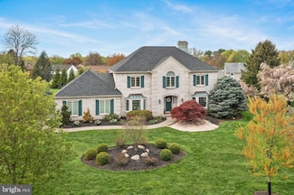 1012 Buckingham Dr, Allentown, PA 18103