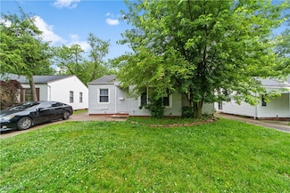 2536 Greenvale Rd, Cleveland, OH 44121