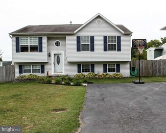 2811 Pennsylvania Ave, Halethorpe, MD 21227