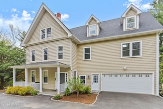 44 Riversville Rd Unit Upstairs, Greenwich, CT 06831