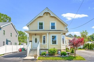 106 Acton St, Lowell, MA 01852